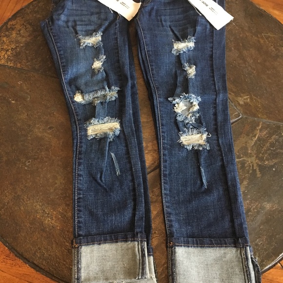 Distressed Skinny Jeans💗 - Picture 5 of 6